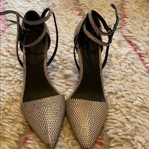 Alexander Want heels